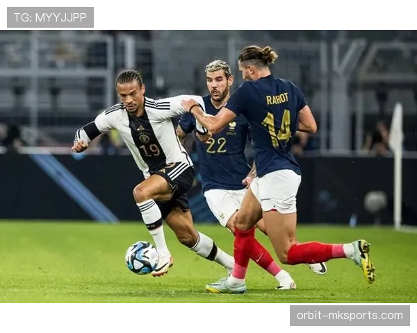 萨内联赛进球持续攀升,状态回暖引球迷热议 萨内联赛进球持续攀升,状态回暖引球迷热议