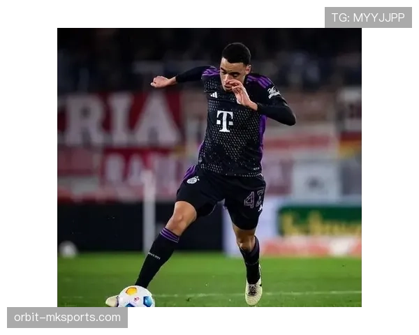 穆西亚拉 vs 梅西：天赋上限差距在哪